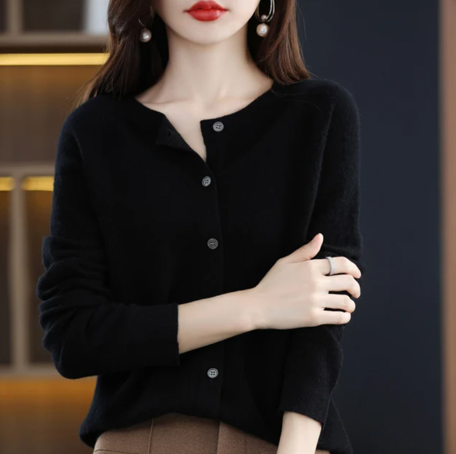 Belinda | Luxuriously Woolen Cardigan